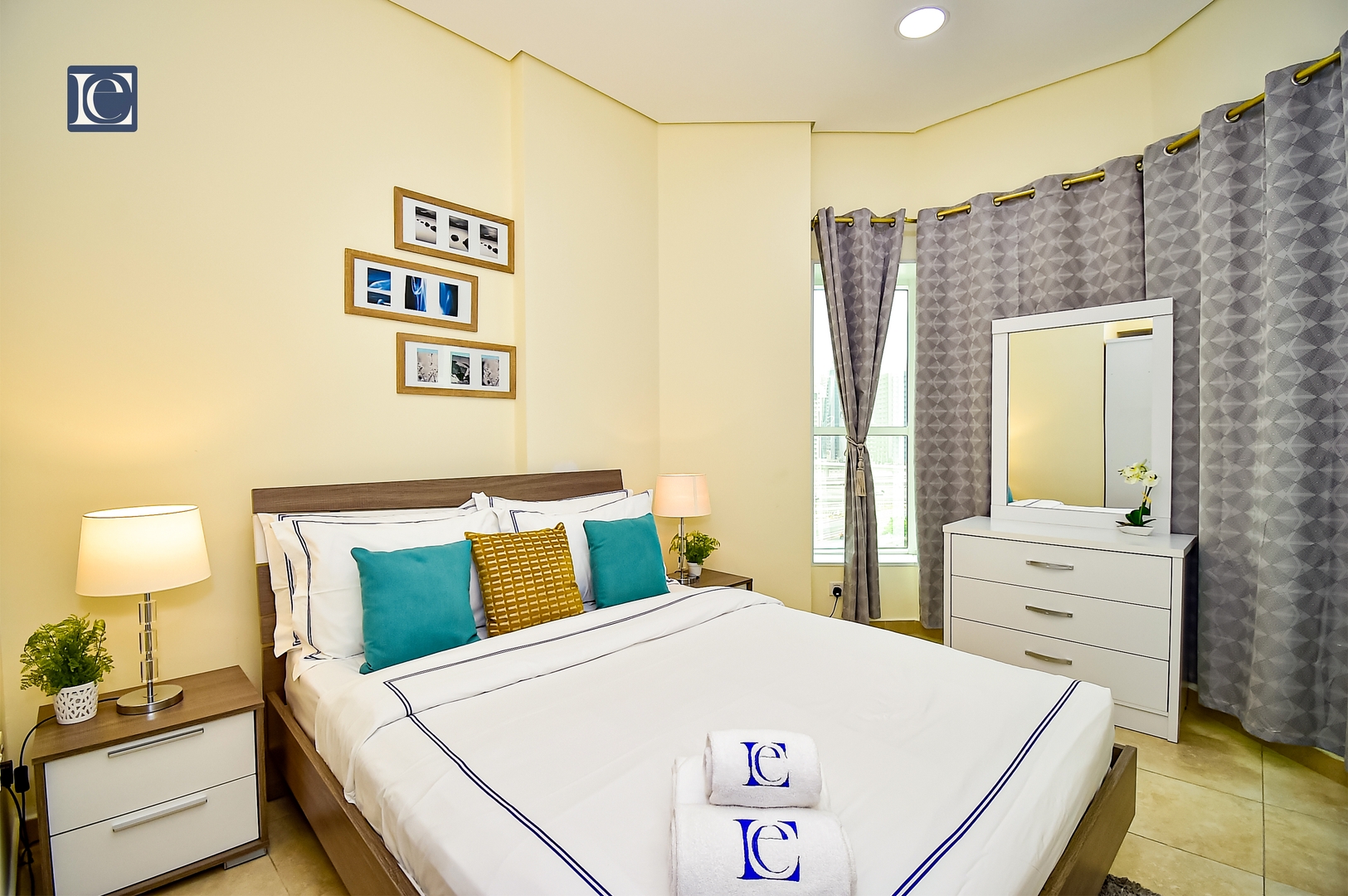 Budget Studio in Dubai Gate 2 JLT - Near Metro 10 Vacation Homes