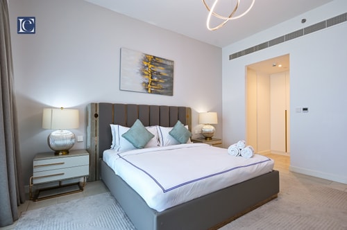 Exquisite 3BR + Maid | Full Sea View in JBR 11 Vacation Homes
