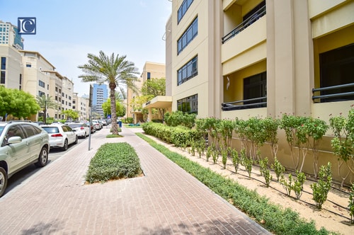 Lovely 1bed apartment in Nakheel Greens 25 Luxury Escapes