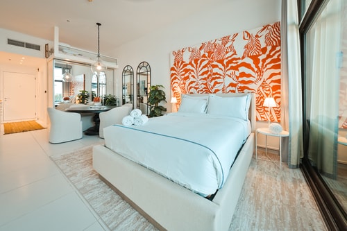 Seaview Studio Apartment in Palm Jumeirah 12 Vacation Homes