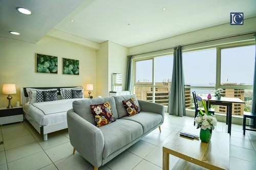 Sea view Apt with balcony in Royal Oceanic Marina 1 Luxury Escapes