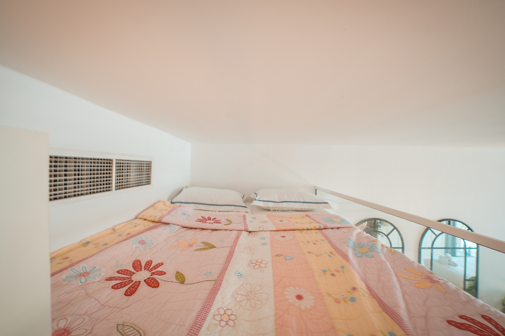 Seaview Studio Apartment in Palm Jumeirah 18 Vacation Homes