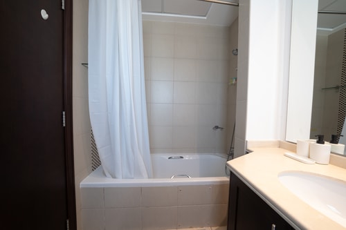 Luxury Short-Term Stay 2BHK + Maid Arabian Ranches 22 Vacation Homes