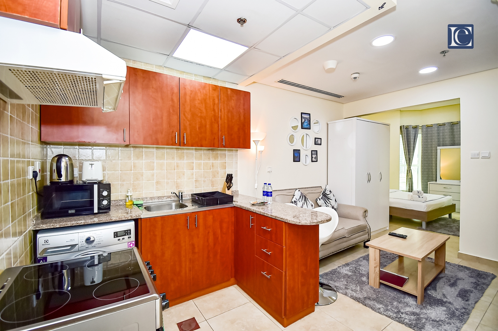 Cozy studio with Open kitchen in Dubai Gate 2 JLT 14 Vacation Homes