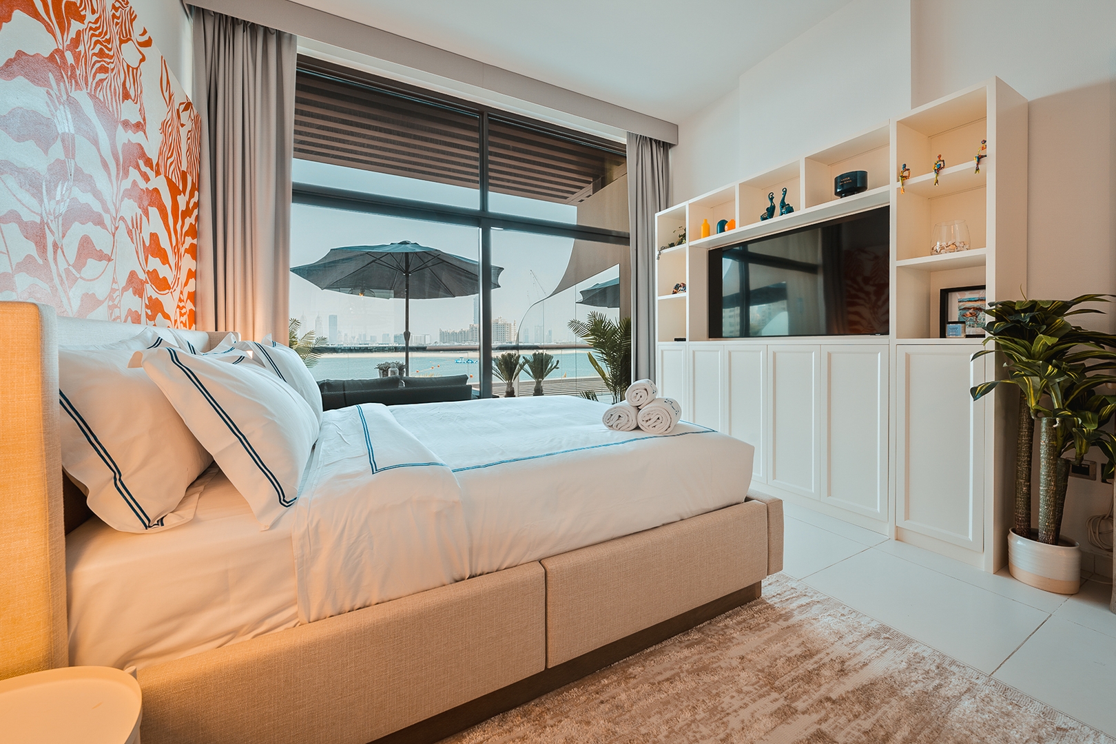 Seaview Studio Apartment in Palm Jumeirah 5 Vacation Homes