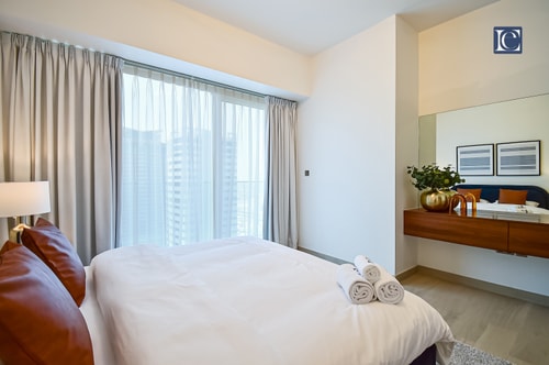 Stylish 2Bed + Maidroom | Balcony | Medore JLT 11 Luxury Escapes