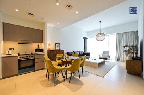 Stylish Downtown Dubai Stay |Act 1 Act 2 Tower 1 6 Vacation Homes