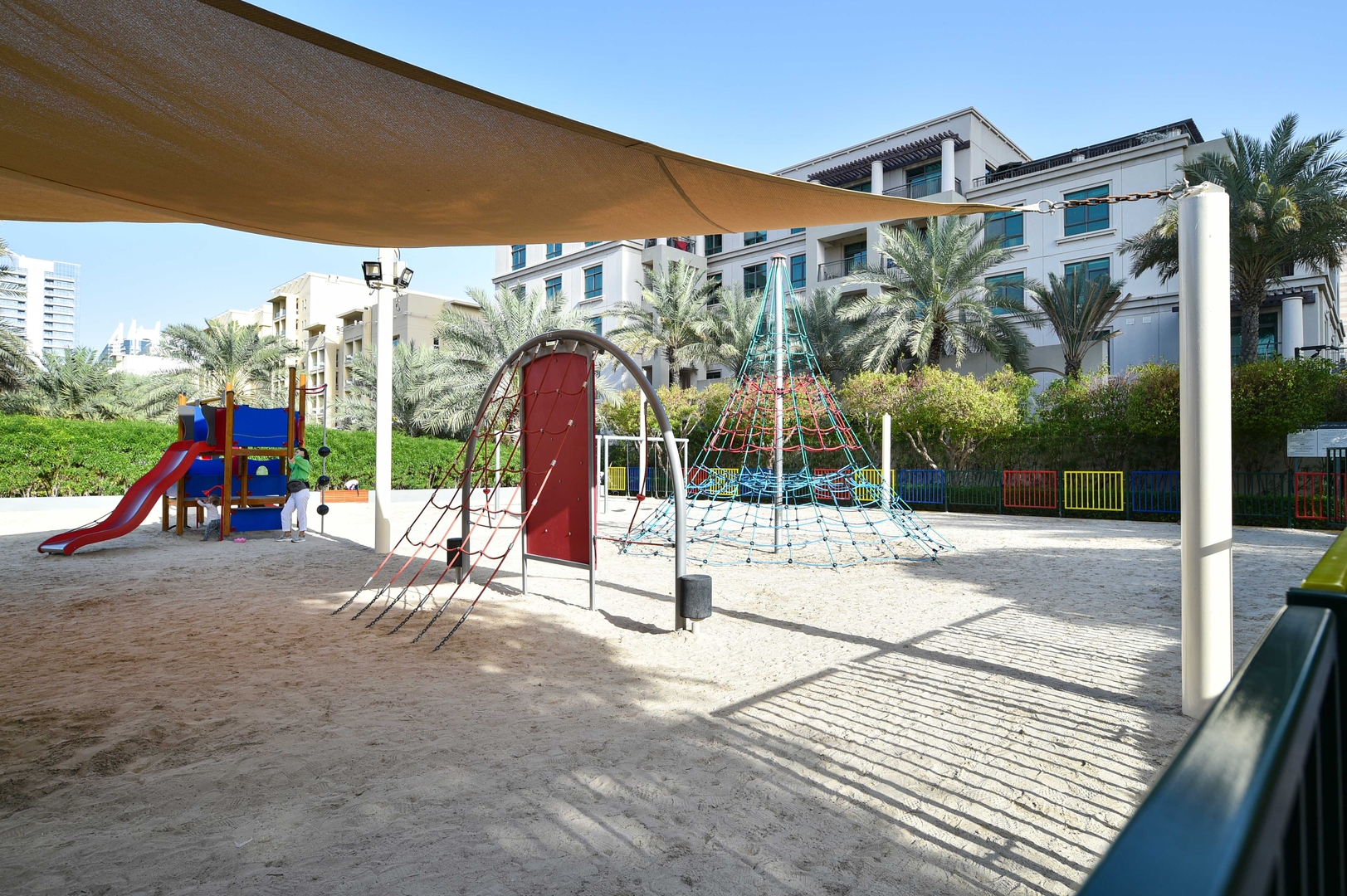 Spacious 1BR with Pool view - Ghozlan 2 The Greens 28 Vacation Homes