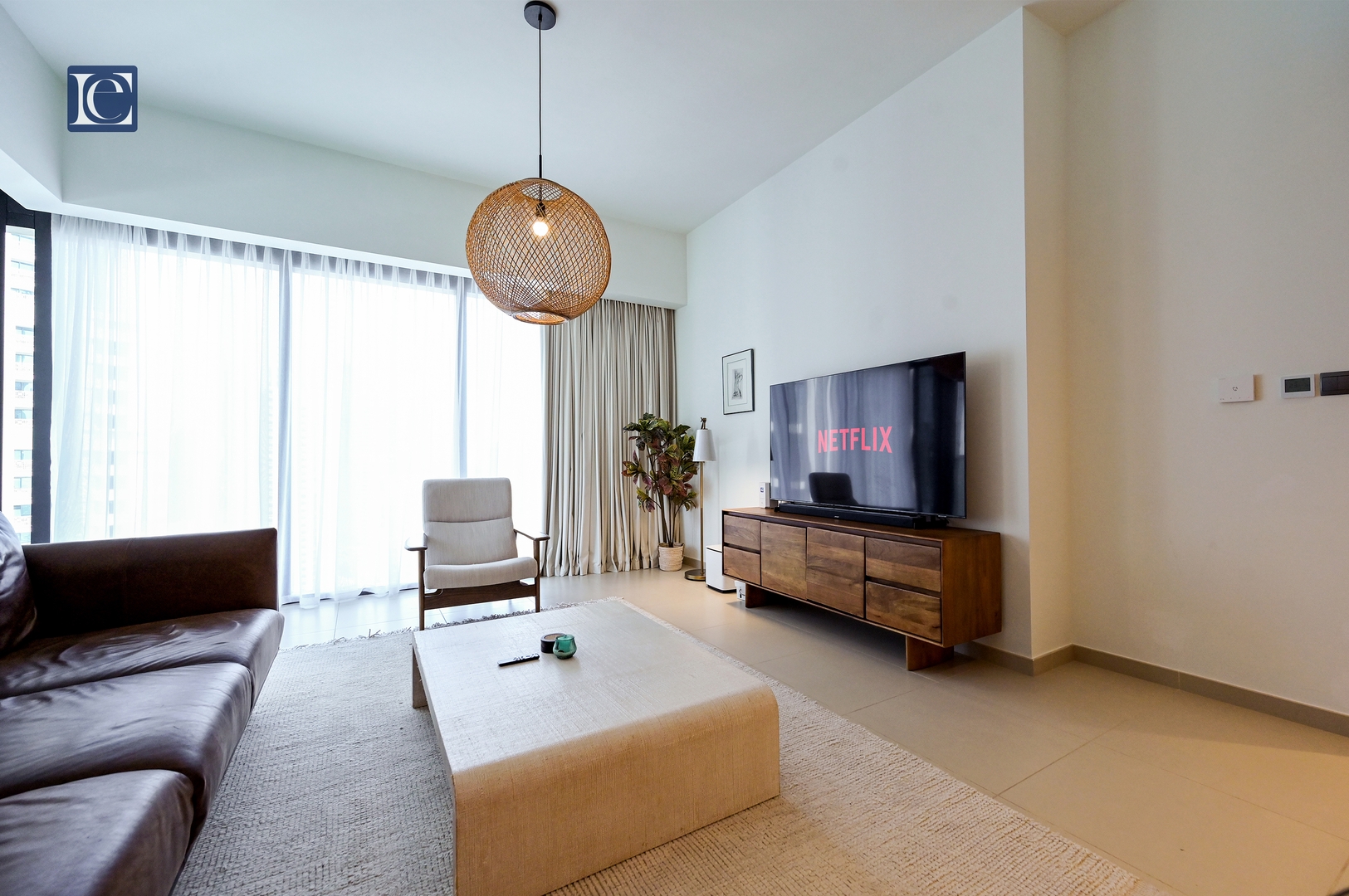 Stylish Downtown Dubai Stay |Act 1 Act 2 Tower 1 13 Vacation Homes