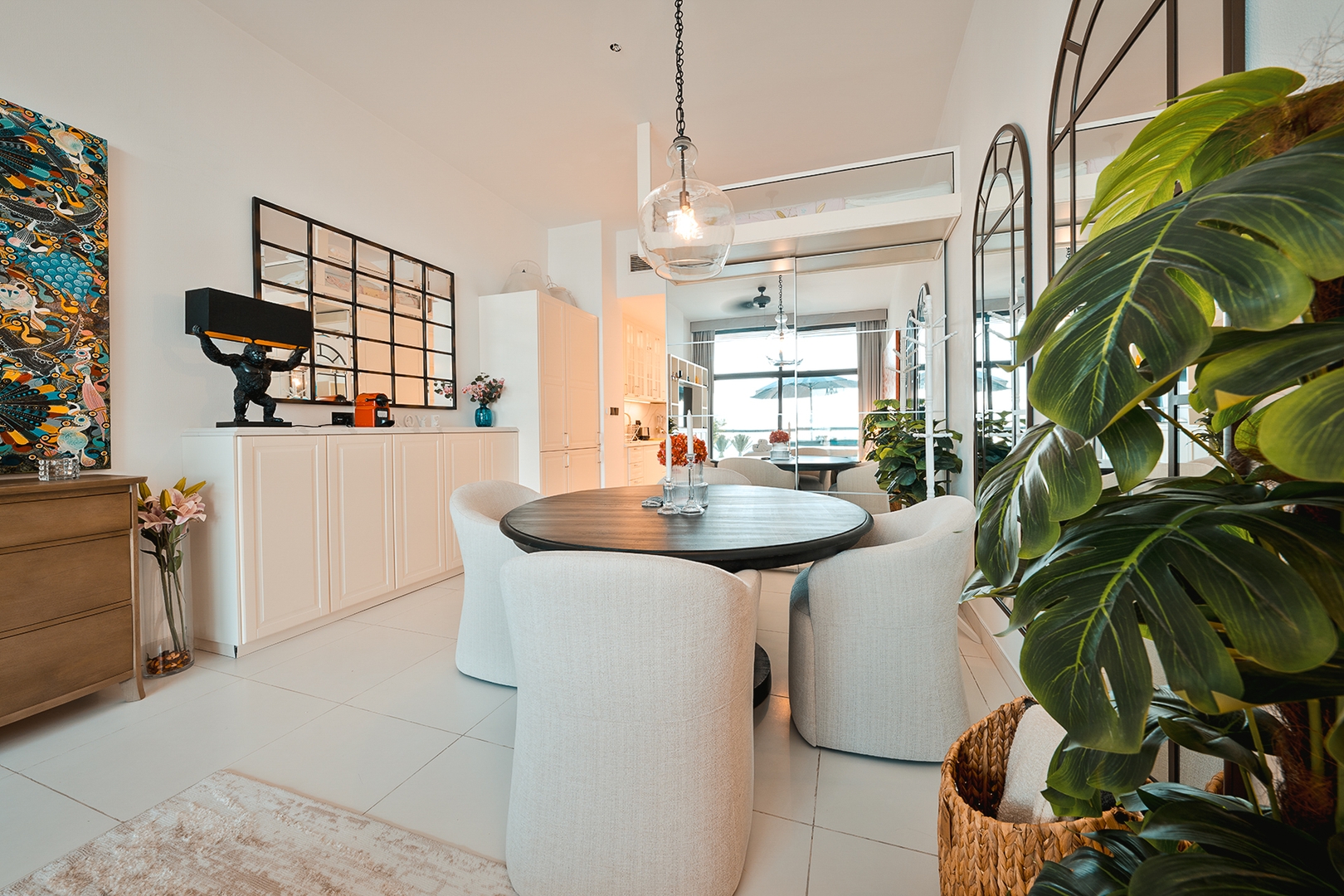 Seaview Studio Apartment in Palm Jumeirah 29 Vacation Homes