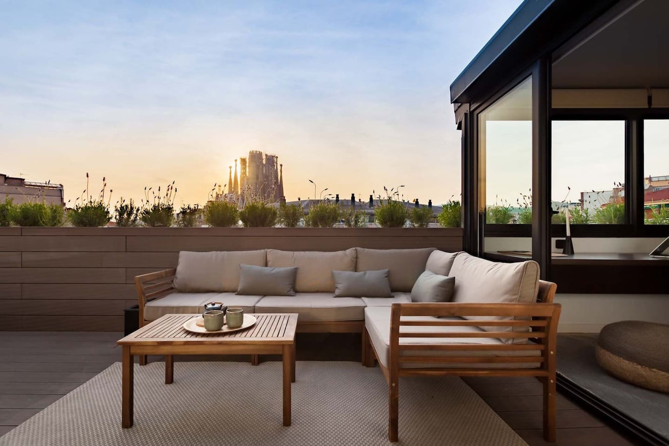 Douro - 2 bedrooms and terrace in Eixample Dreta