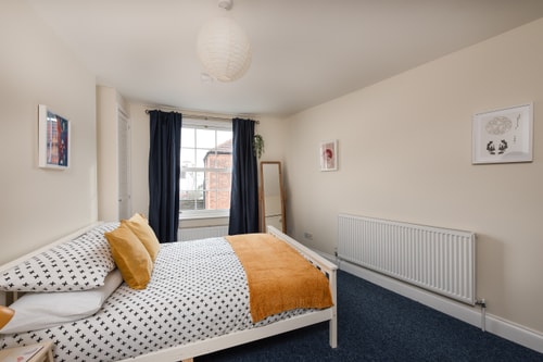 Awesome 1 bed in Central Southsea 15 Places to be