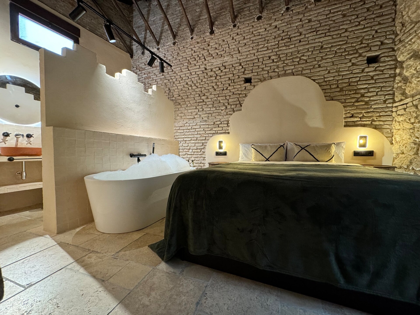 Apartamentos Nazarí - Emir 29 Templa Stays