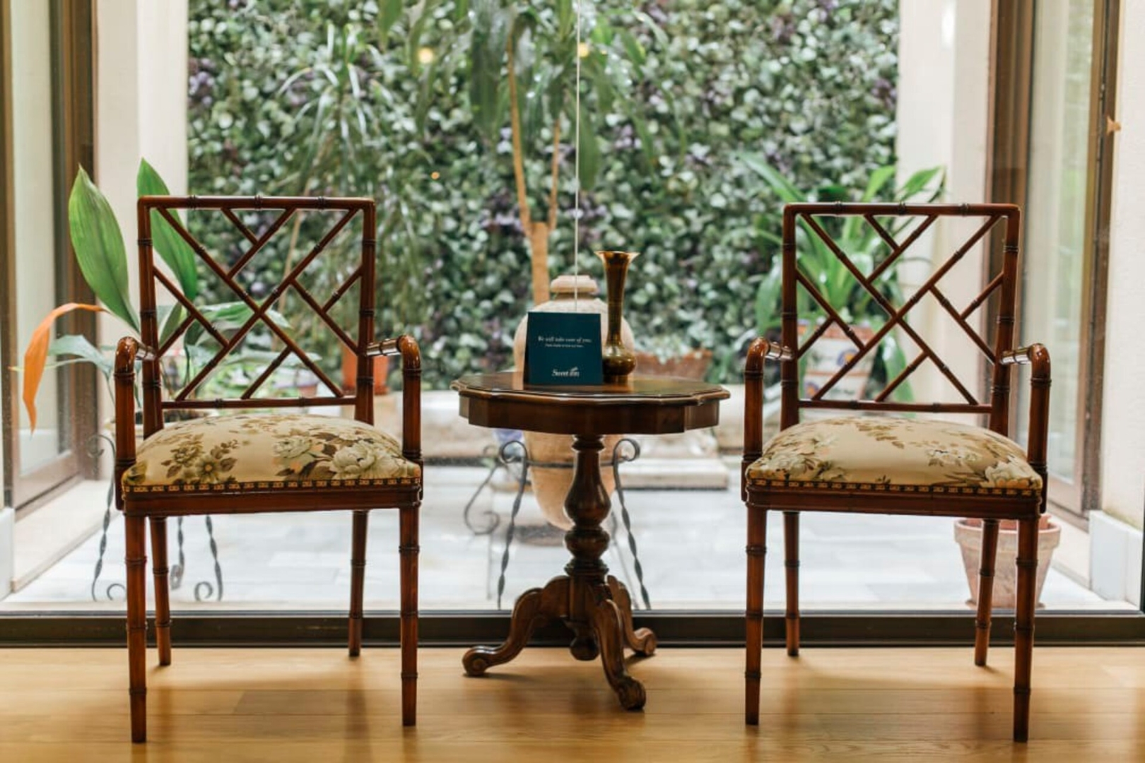 Impresionante y exclusivo patio interior 2BR. 26 Templa Stays