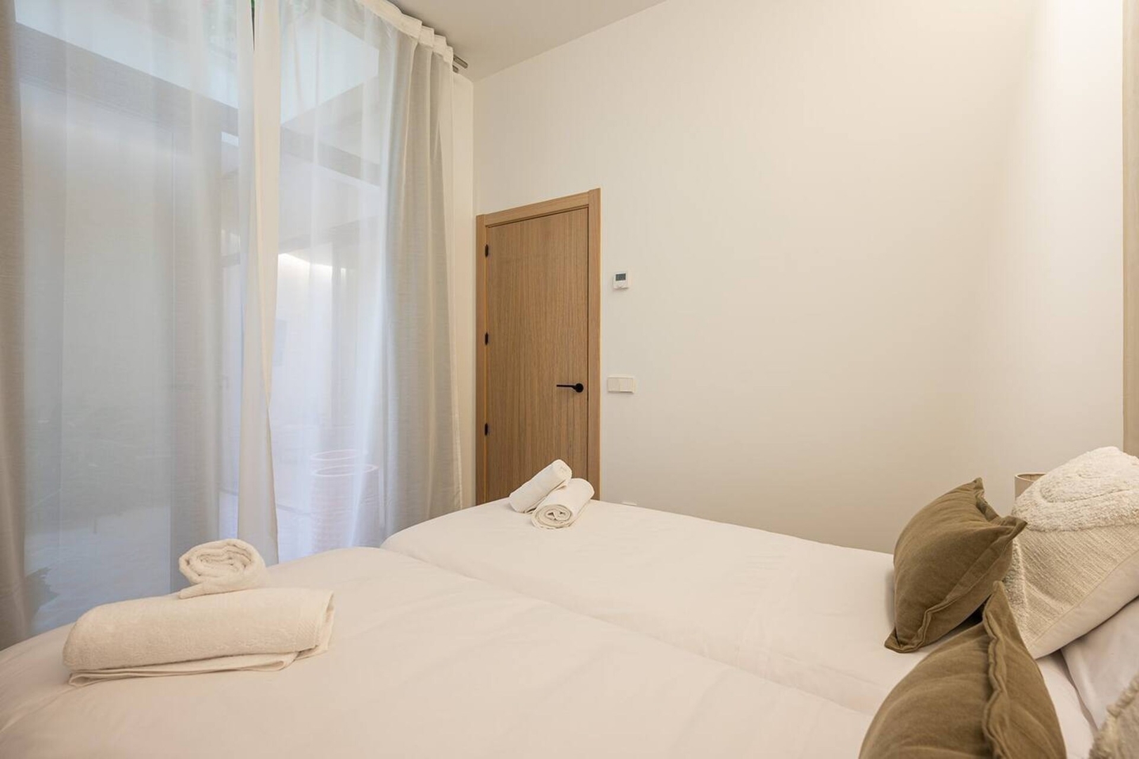 Nuevo! Apt con Patio Privado para 8 pax 73 Templa Stays