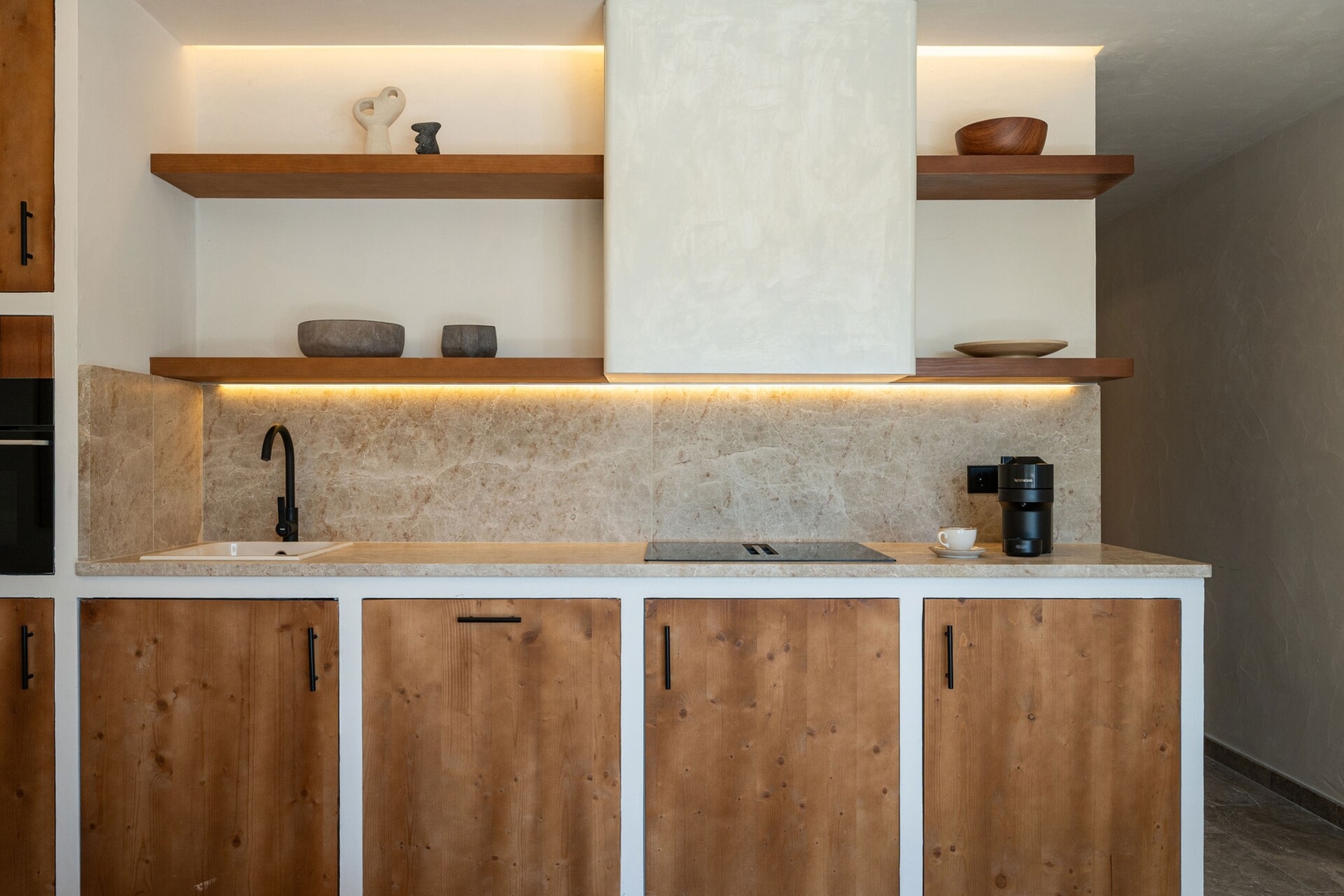 10- Gym Sauna & Pool in private building 3 Templa Stays