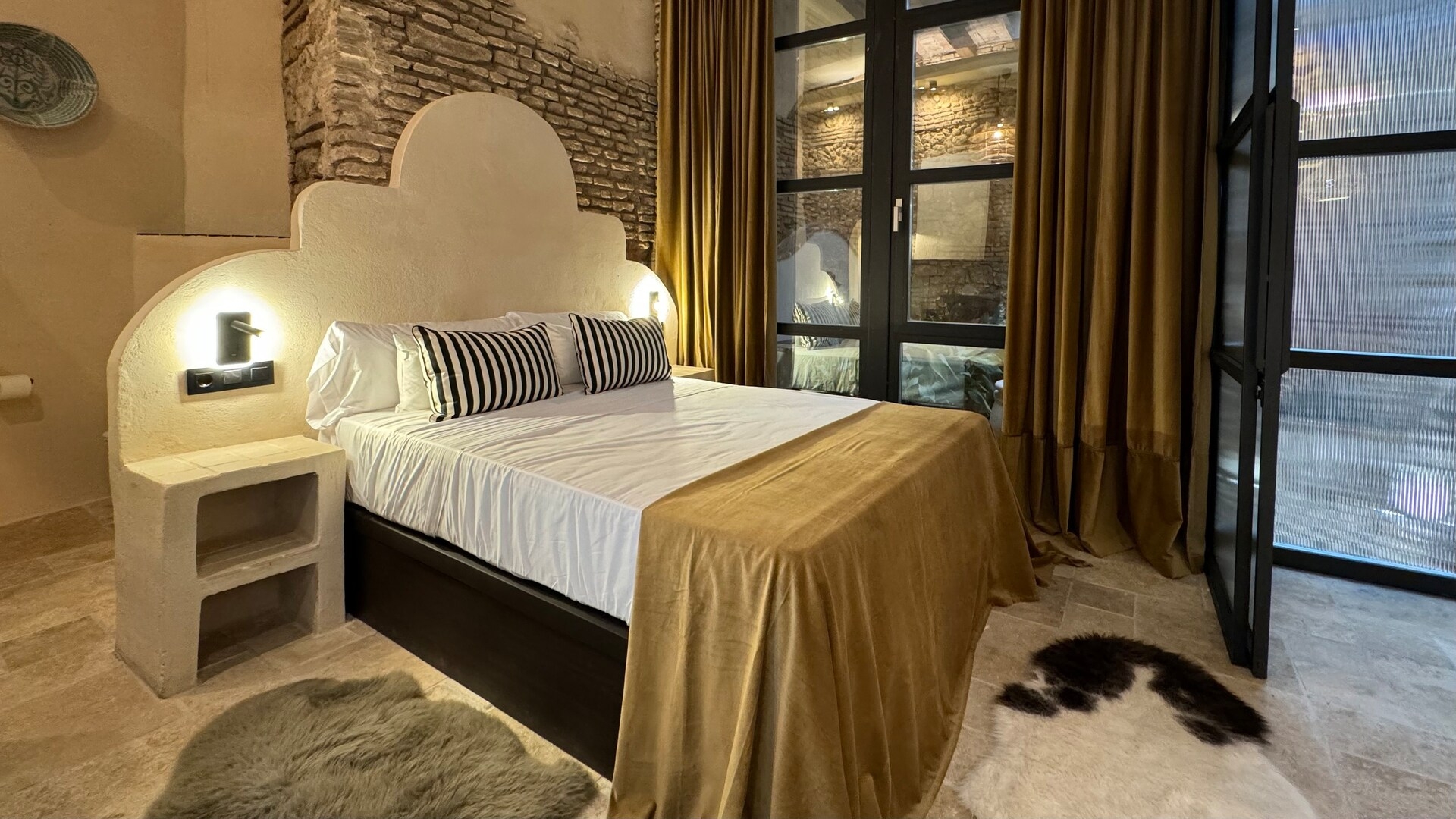 Apartamentos Nazarí - Pozo 9 Templa Stays