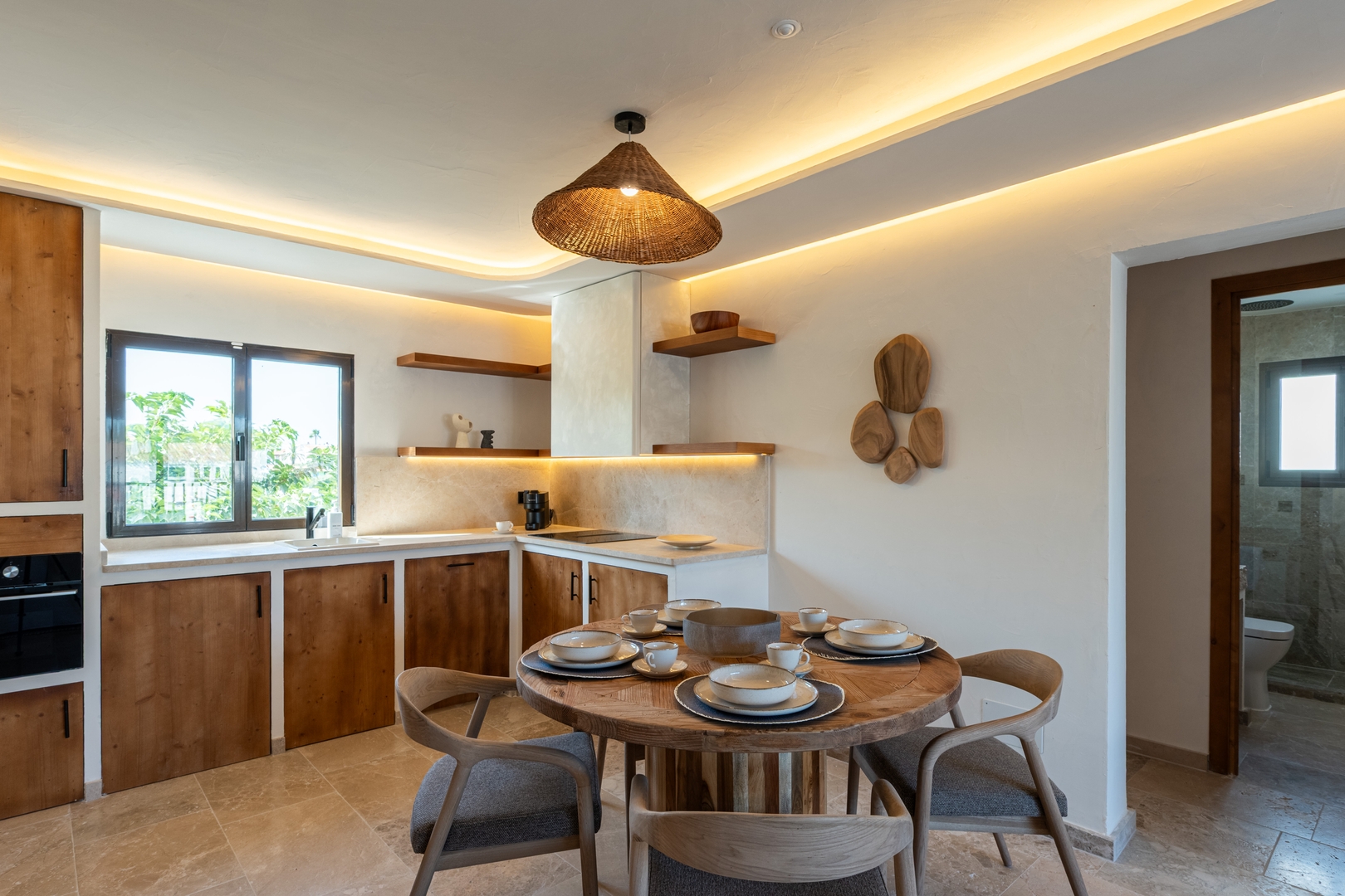 5- Netflix / Sauna / Gym & Parking 16 Templa Stays