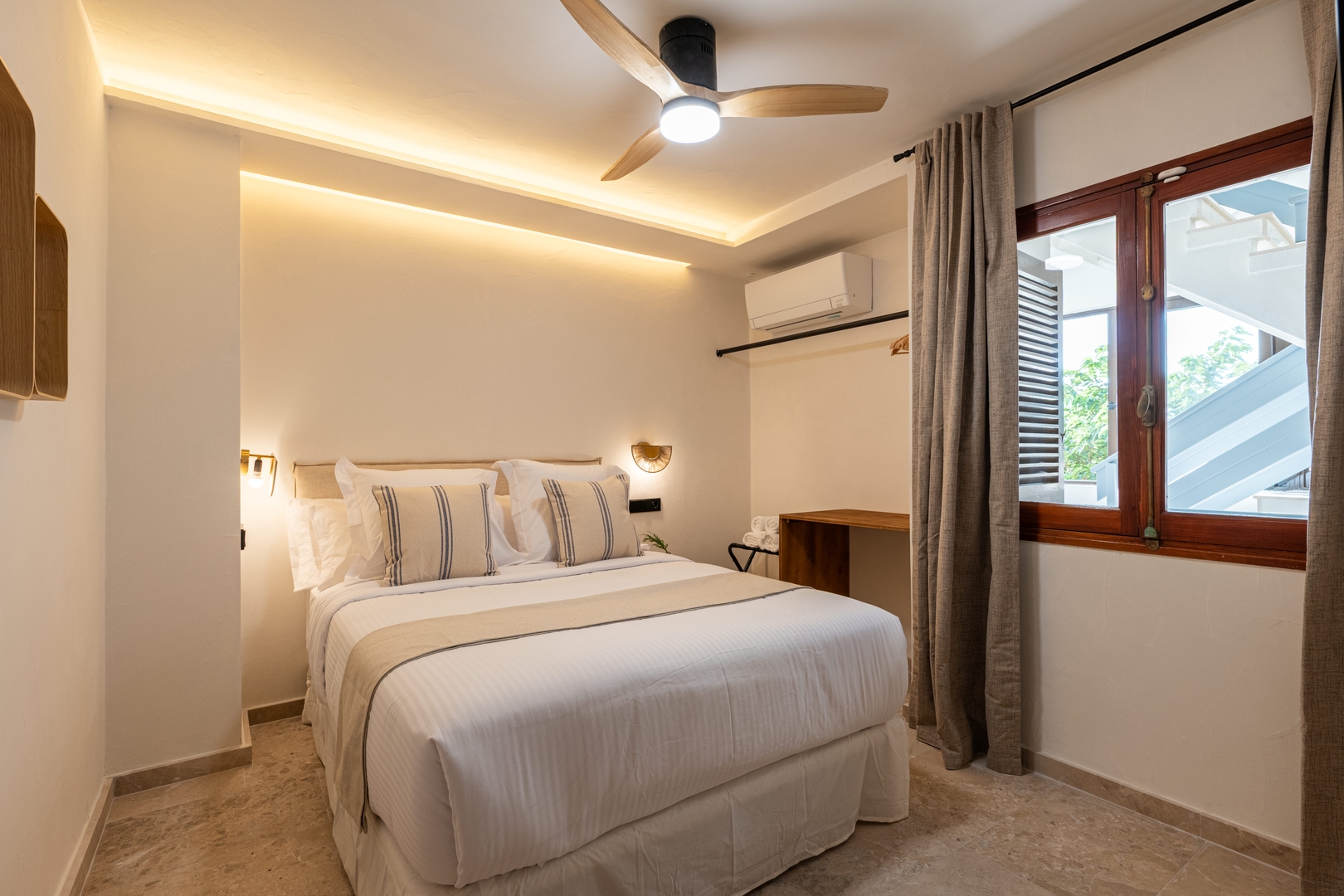 6- Netflix & Chill in Menorca 18 Templa Stays