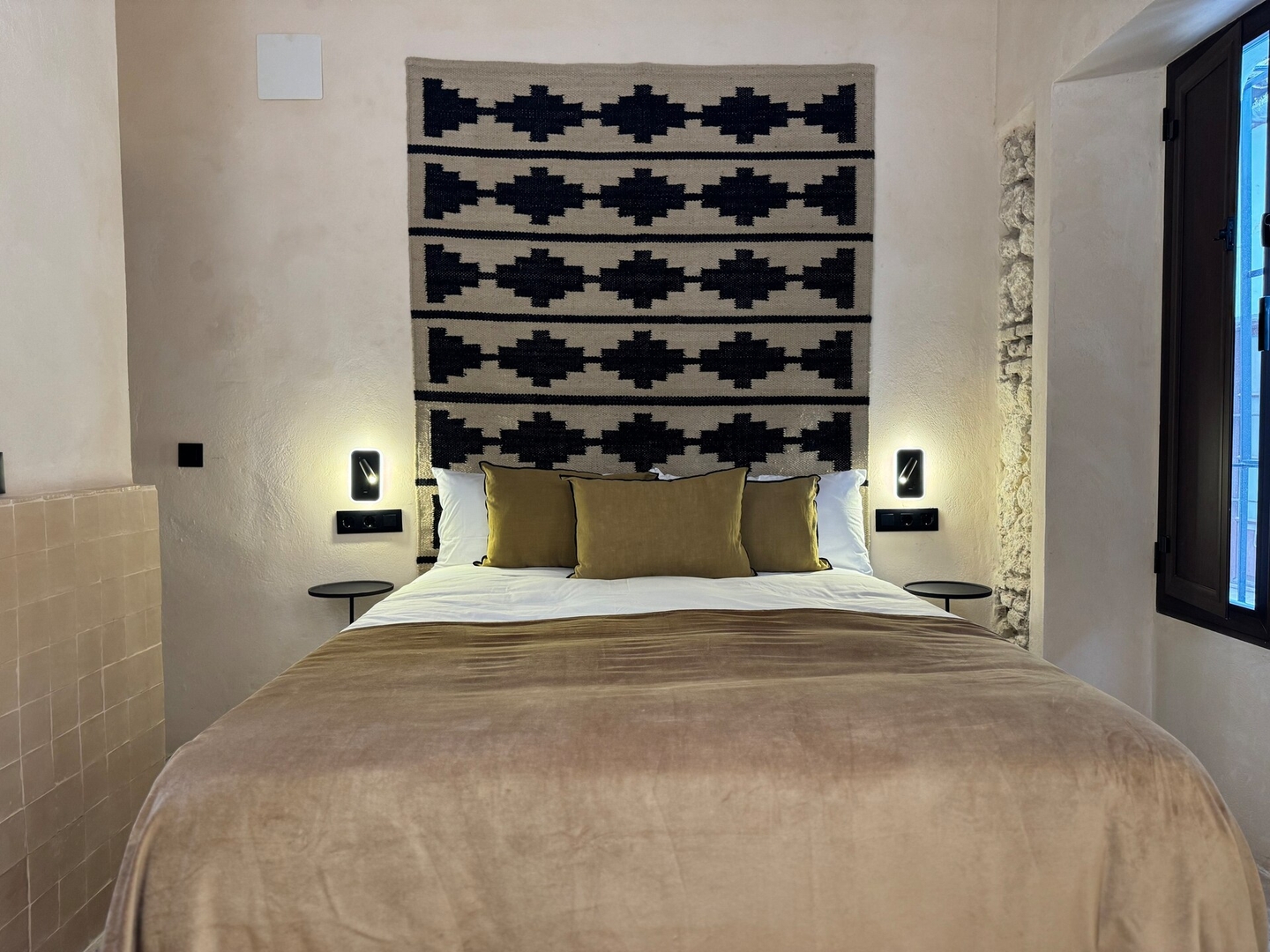 Apartamentos Nazarí - Emir 13 Templa Stays
