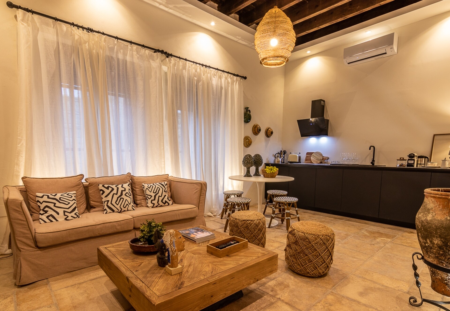 ZARÍ Apartamentos - Pasadizo 4 Templa Stays