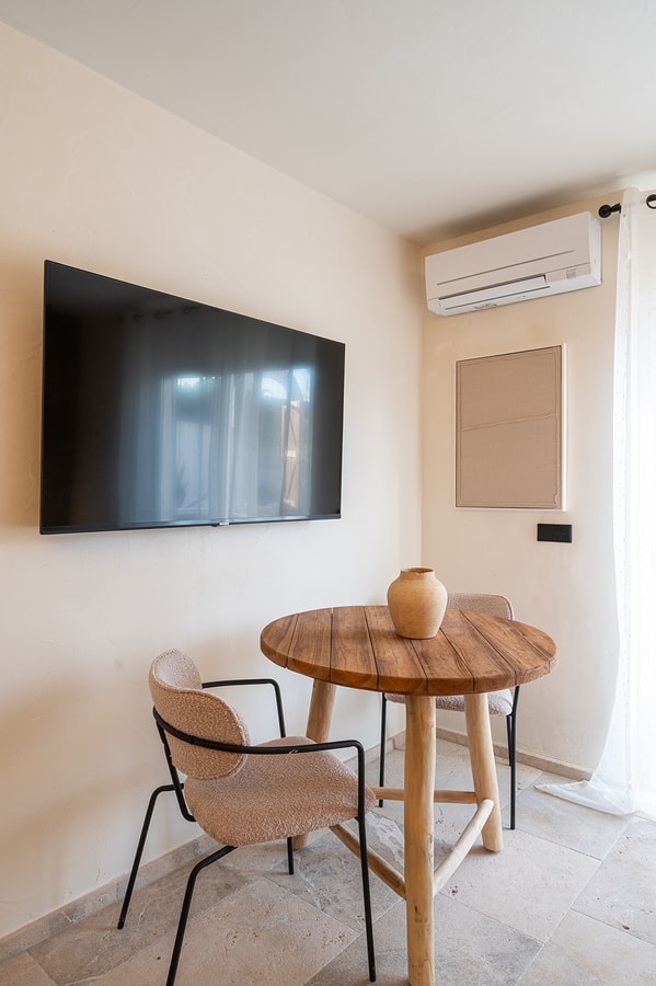 Parking free. Apartamentos de Lujo Arcos de Mares 6 Templa Stays