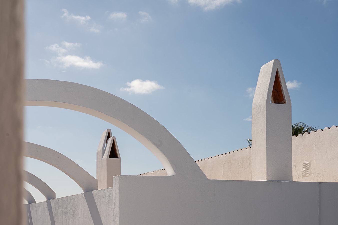 Parking free. Apartamentos de Lujo Arcos de Mares 36 Templa Stays