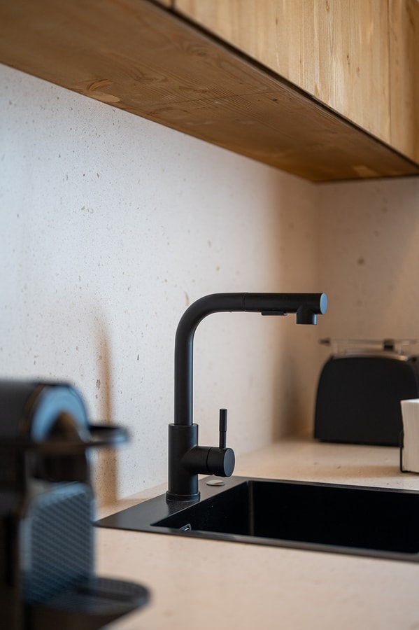 Lujoso Apt en edificio privado. Netflix/Wifi 27 Templa Stays