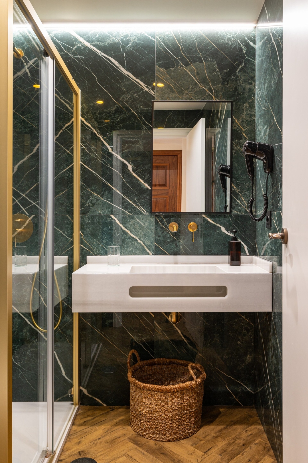 Luxurious 1 bedroom apartment in the center 2 Templa Stays