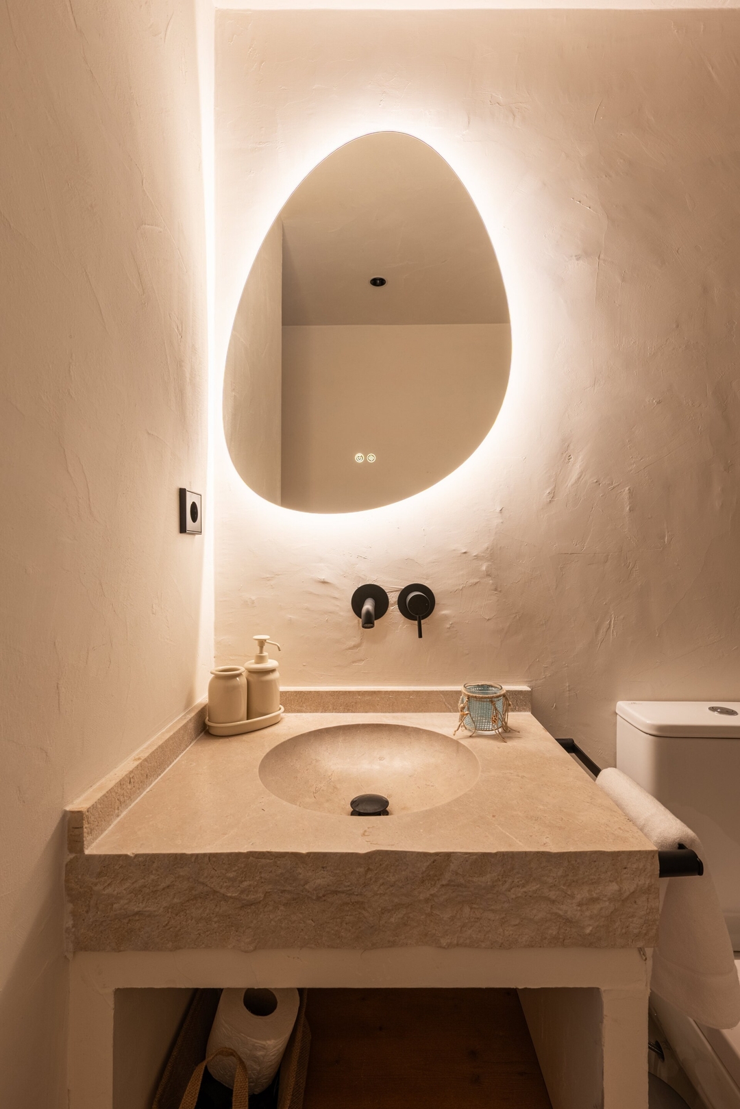 7- Brand new! Cozy apt 2px 24 Templa Stays