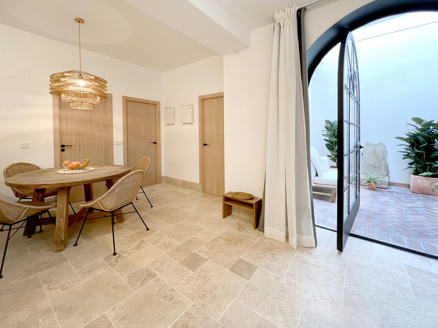 Check-in 24h. Apt moderno en Casco Historico 97 Templa Stays