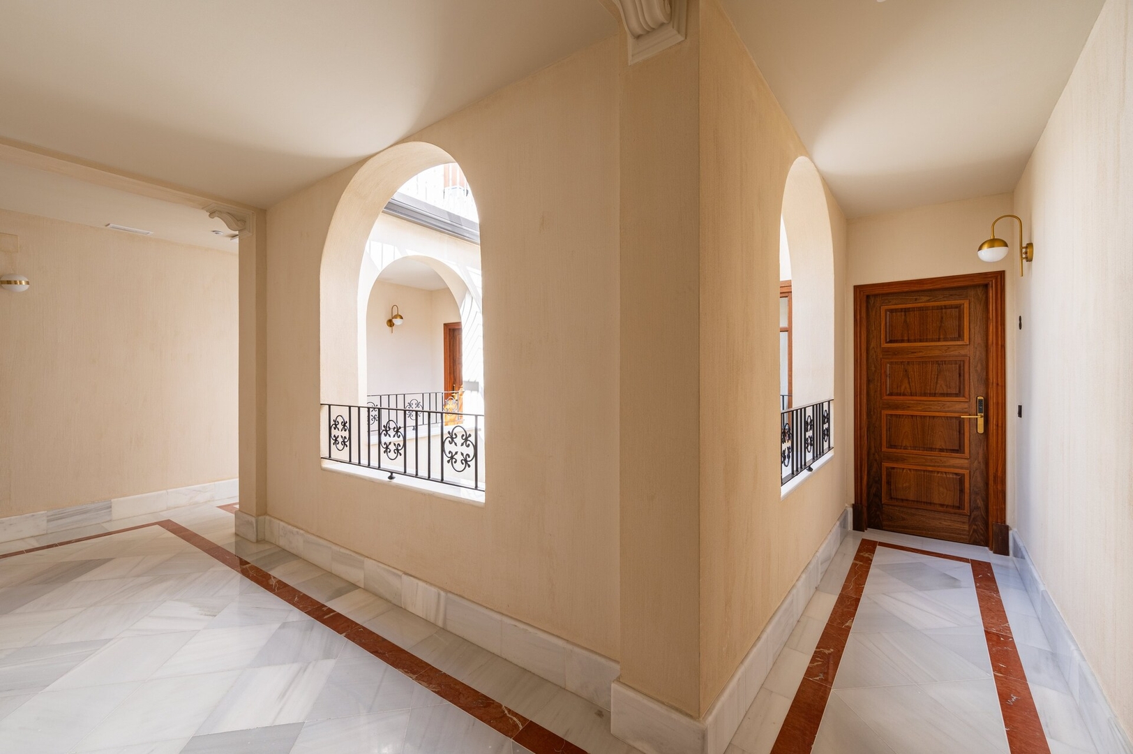 Luxurious 2 bedroom apartment in the center 59 Templa Stays