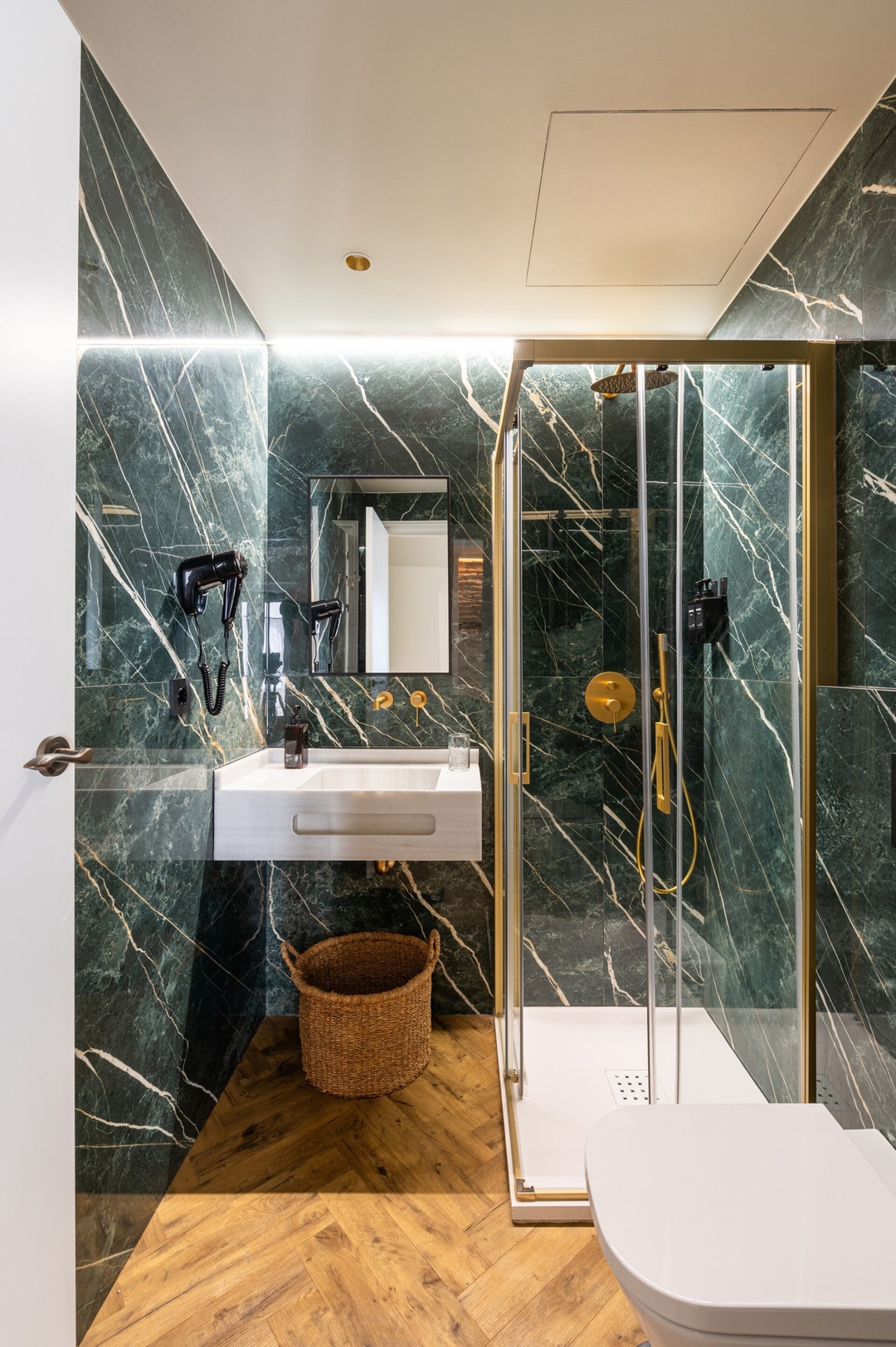 Luxurious 1 bedroom apartment in the center 5 Templa Stays