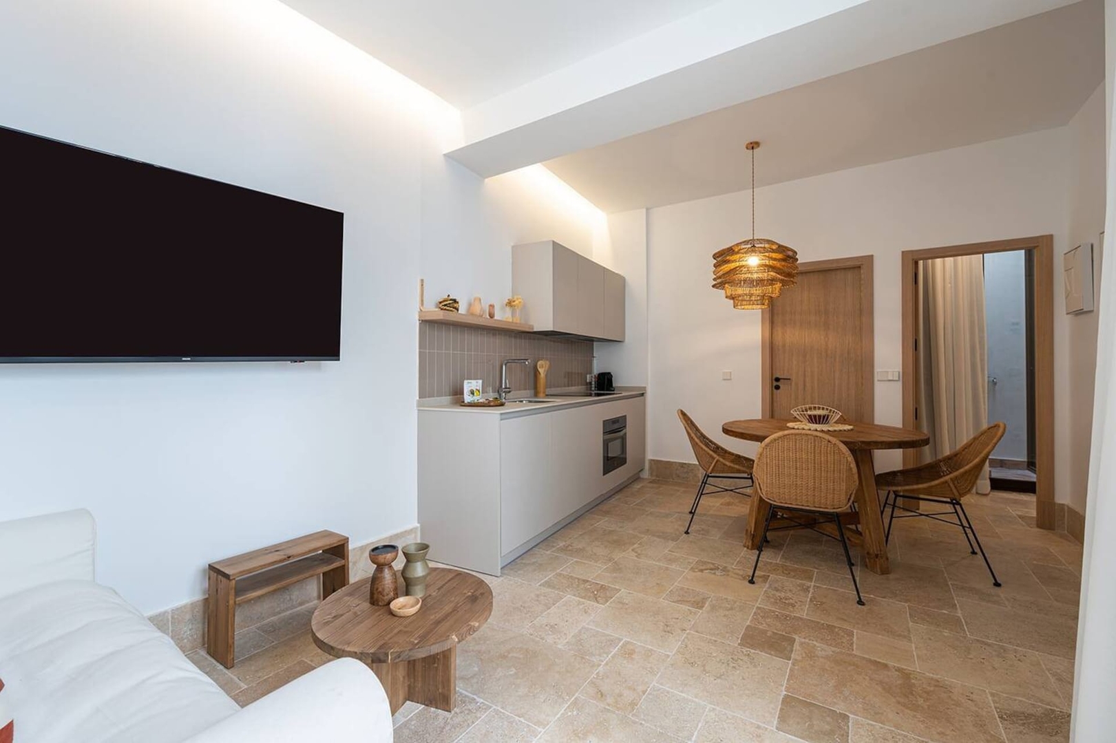 Check-in 24h. Apt moderno en Casco Historico 24 Templa Stays