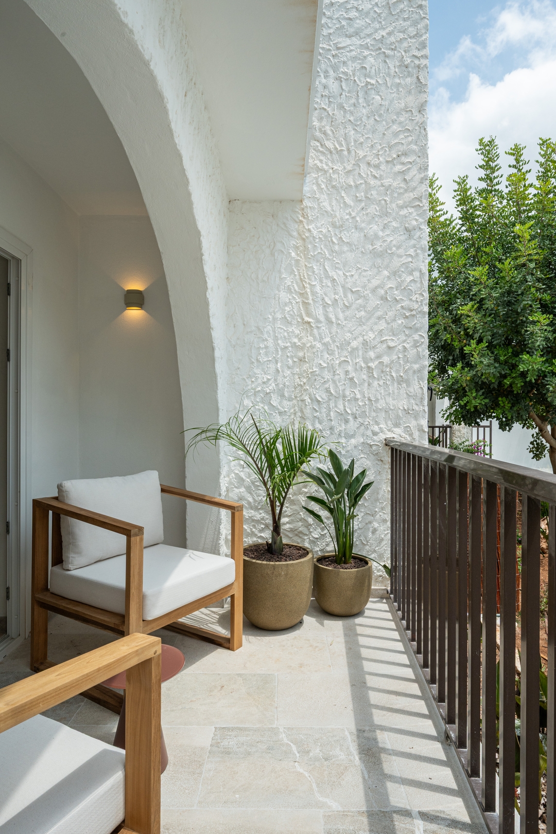 15- New! apt 4px 26 Templa Stays