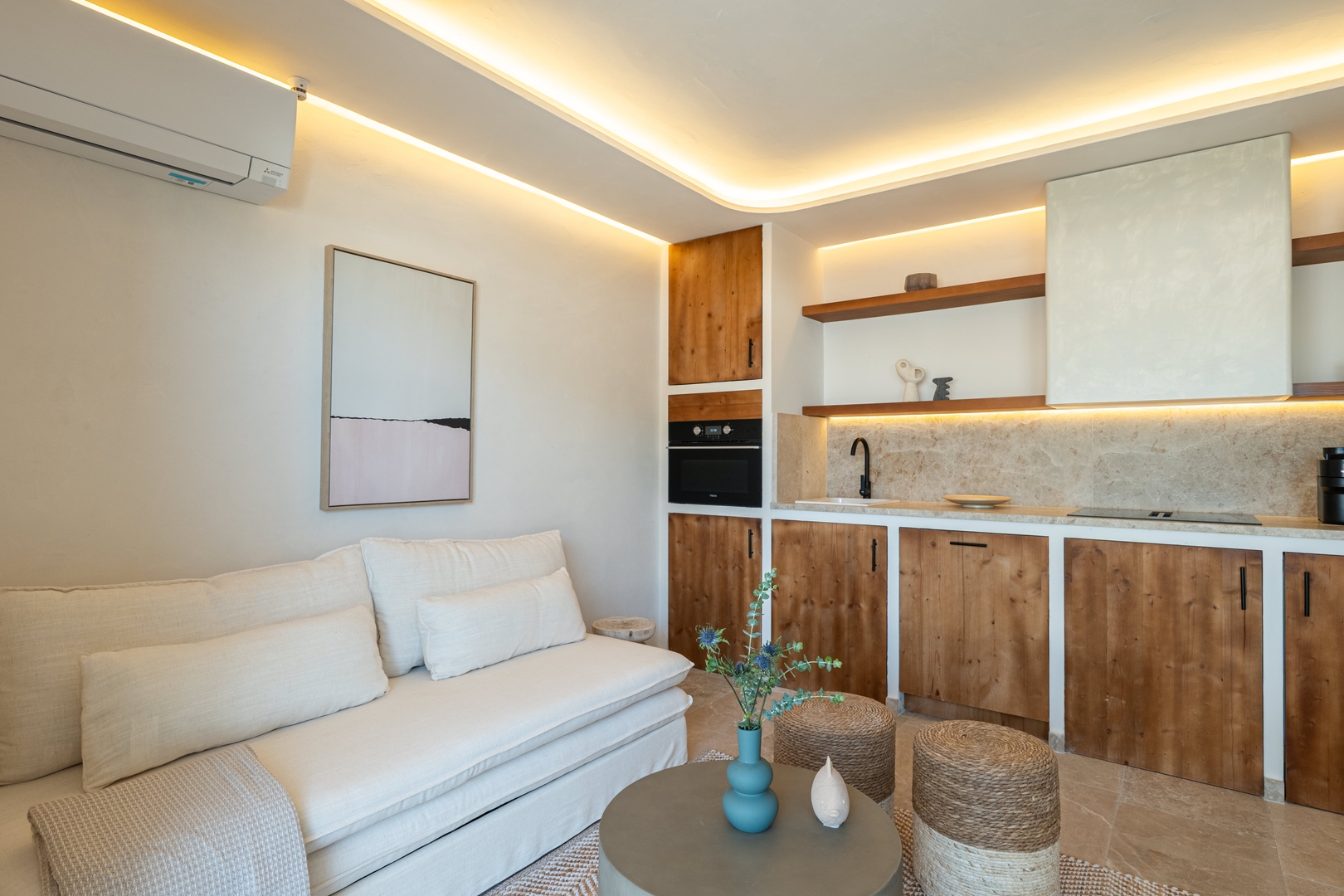 6- Netflix & Chill in Menorca 17 Templa Stays