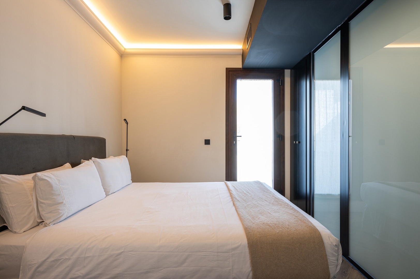 Luxurious 2 bedroom apartment in the center 18 Templa Stays