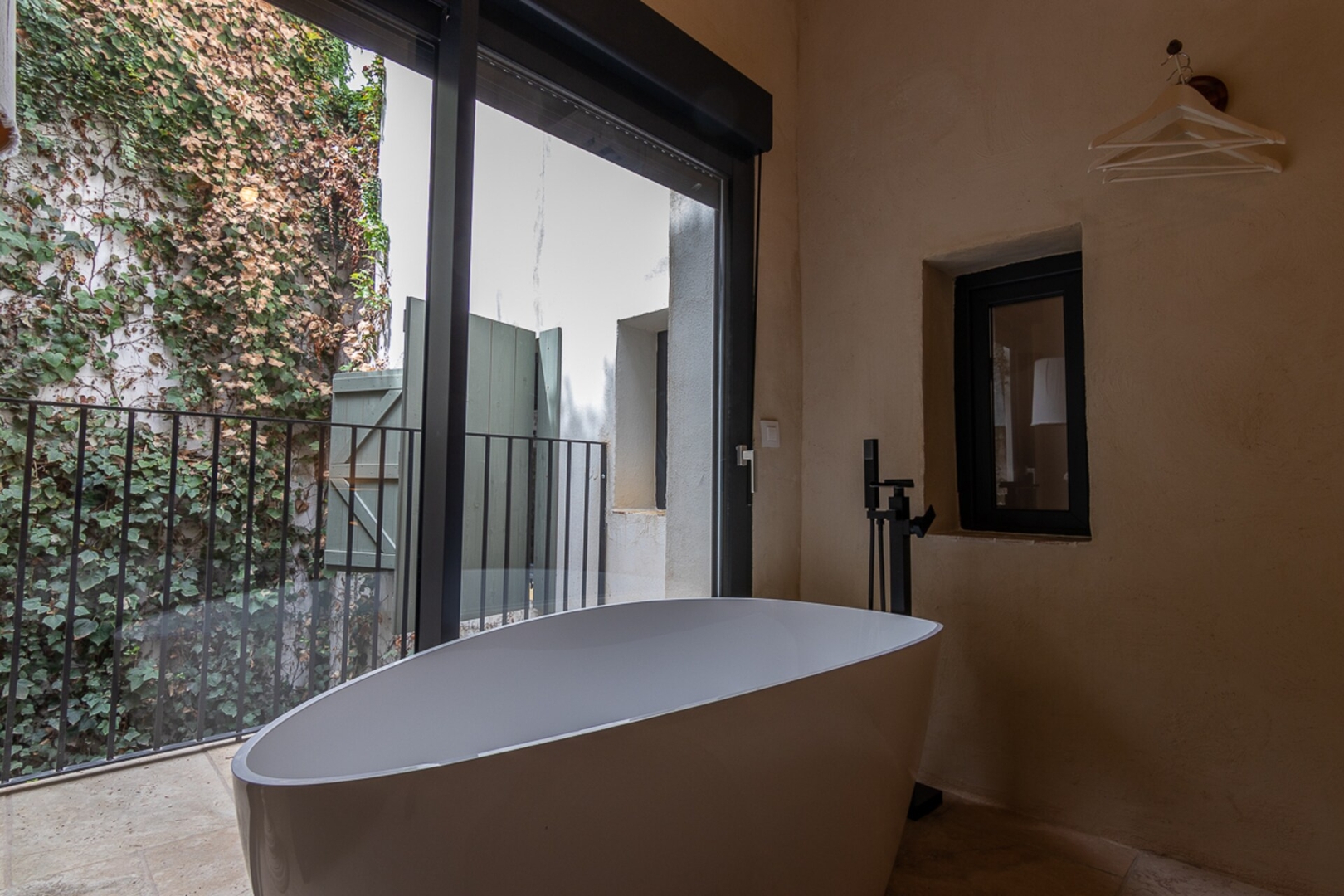 New!  Luxury apartment Piedra 46 Templa Stays