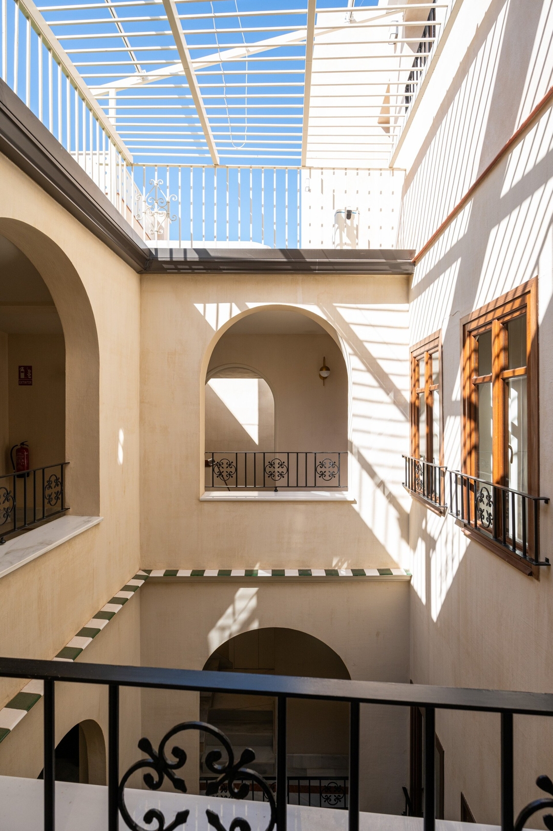 Luxurious 1 bedroom apartment in the center 72 Templa Stays