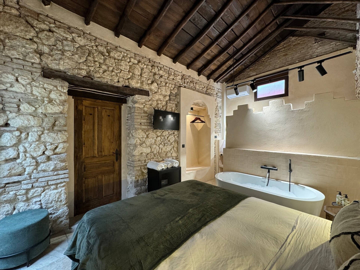 Apartamentos Nazarí - Emir 9 Templa Stays