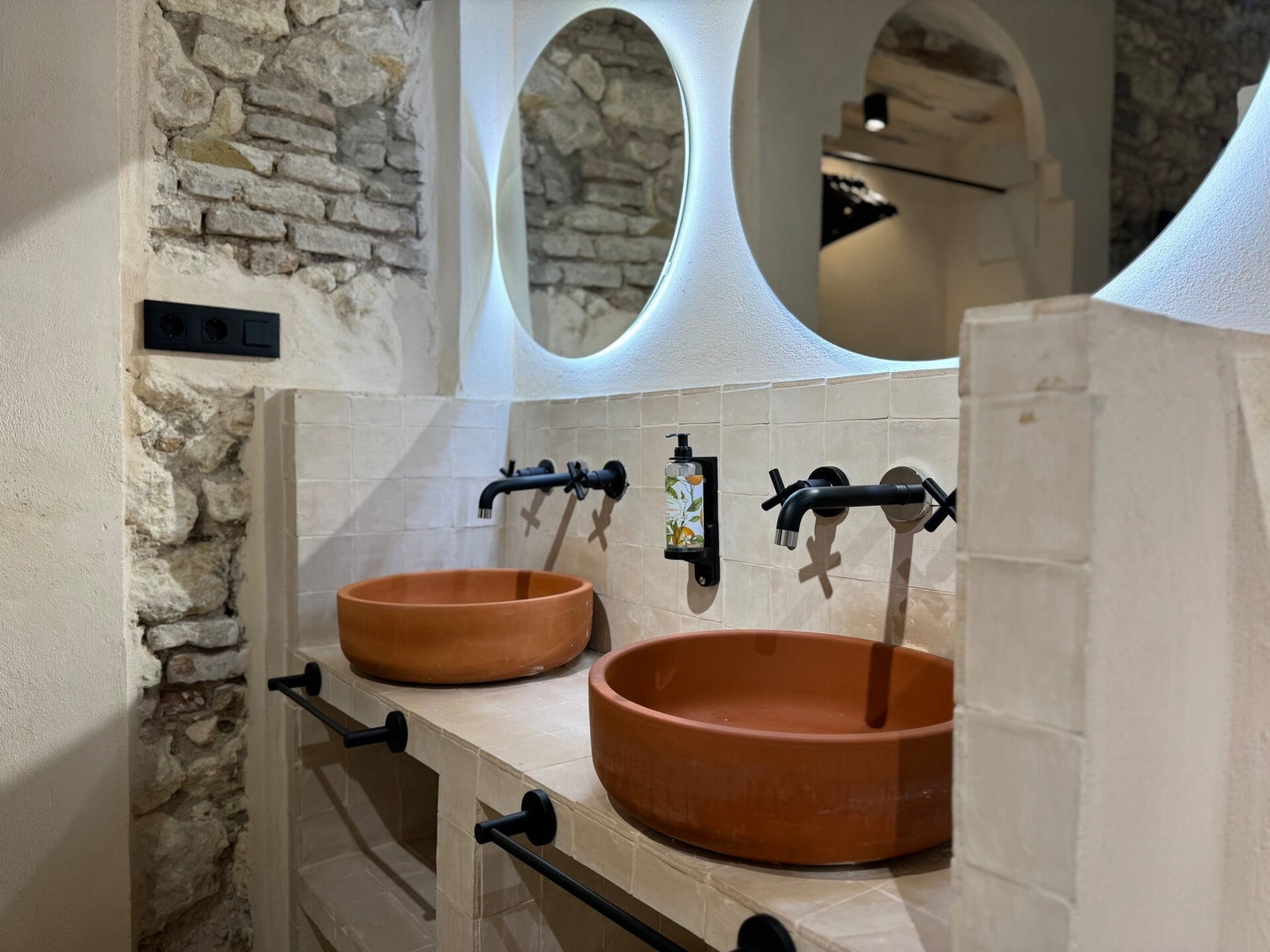 Apartamentos Nazarí - Emir 2 Templa Stays