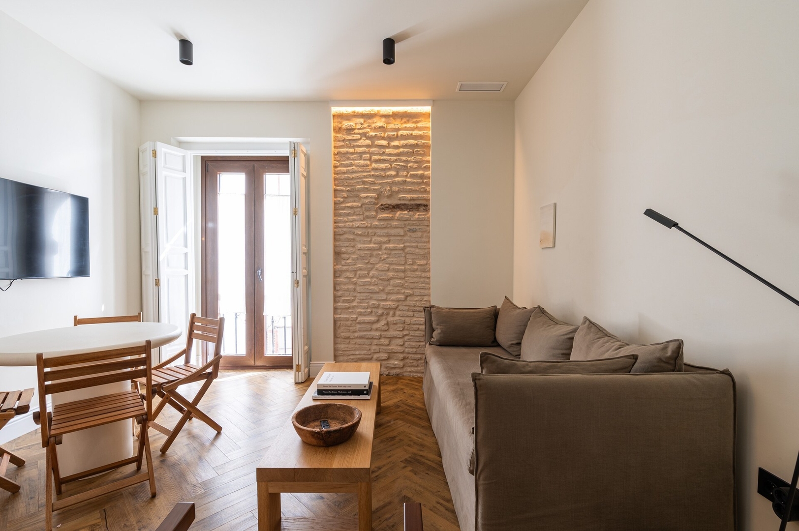 Luxurious 1 bedroom apartment in the center Templa Stays