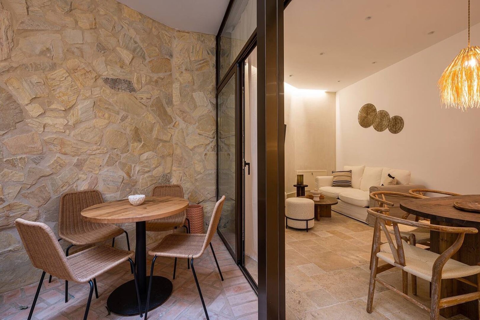 Nuevo! Apt con Patio Privado para 8 pax 6 Templa Stays