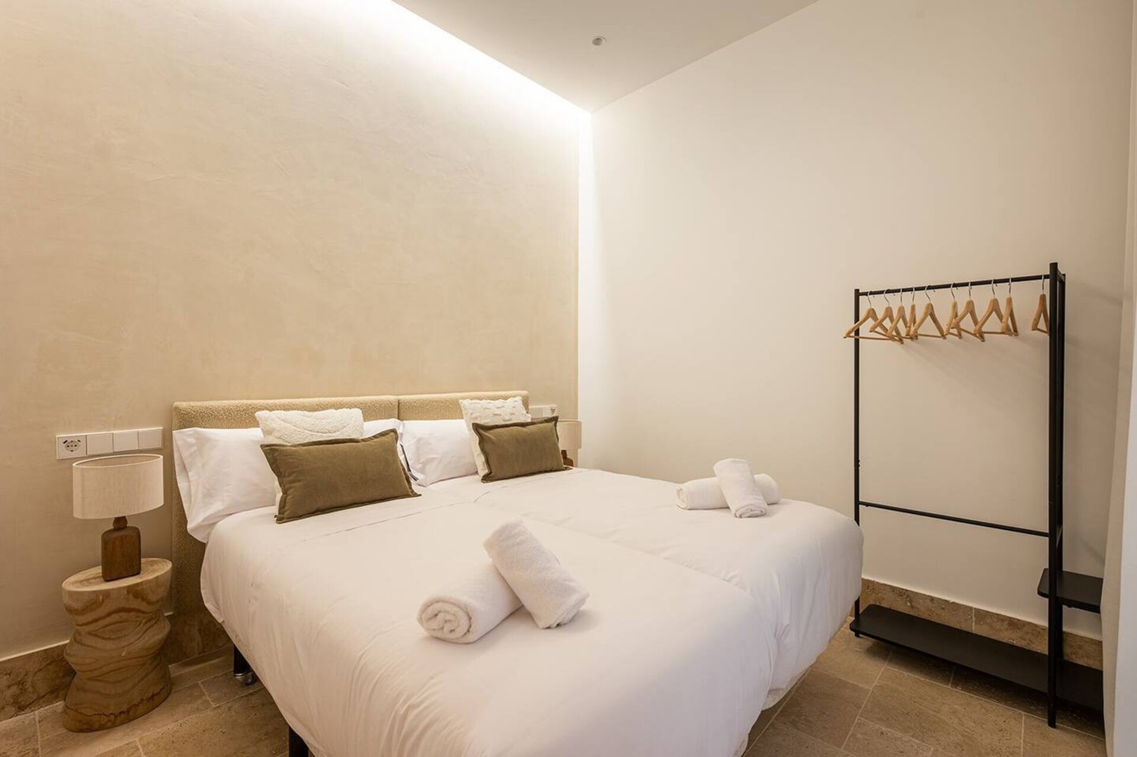 Nuevo! Apt con Patio Privado para 8 pax 69 Templa Stays