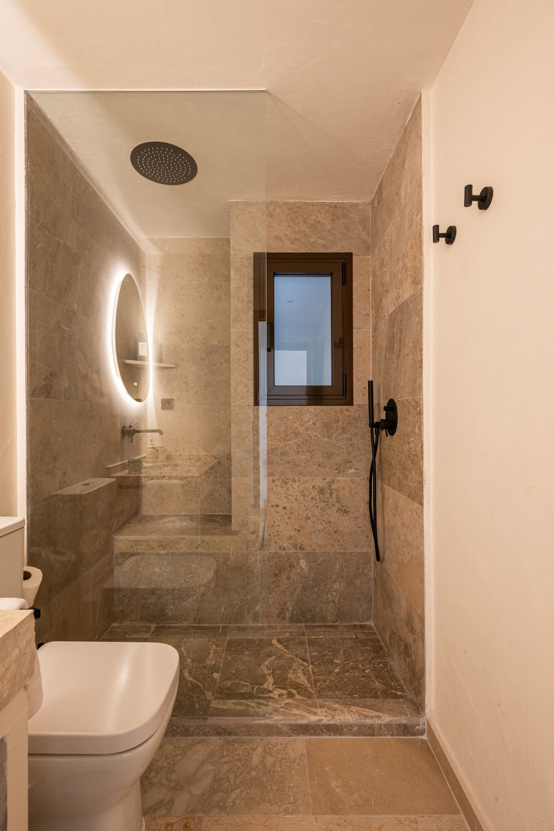 11- Private building with pool & sauna 22 Templa Stays