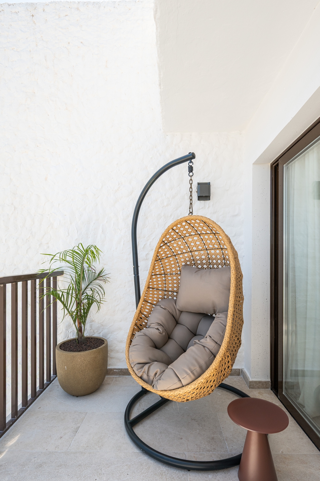 8- Just release! Brand new apt 5 Templa Stays