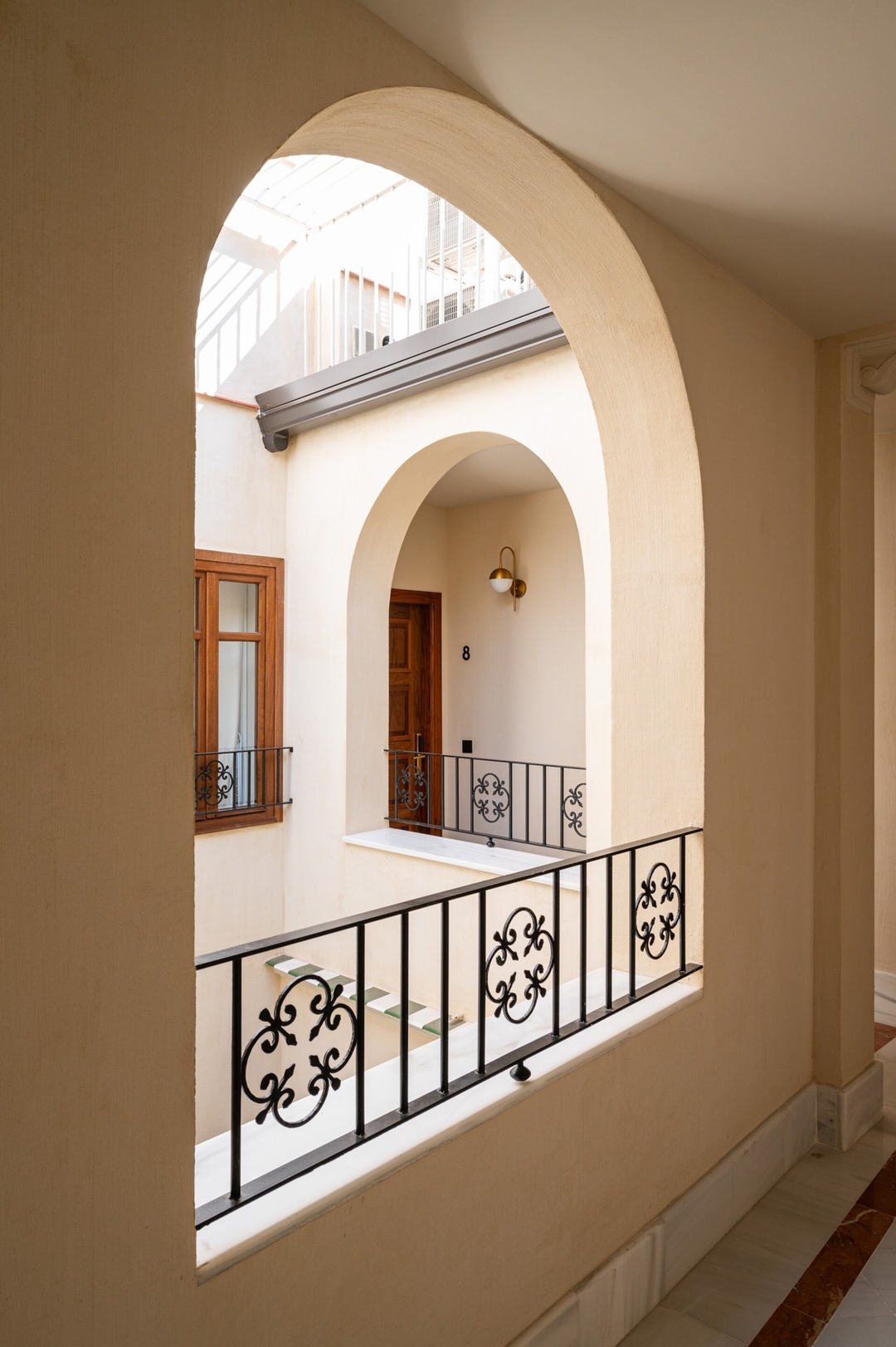 Luxurious 2 bedroom apartment in the center 55 Templa Stays