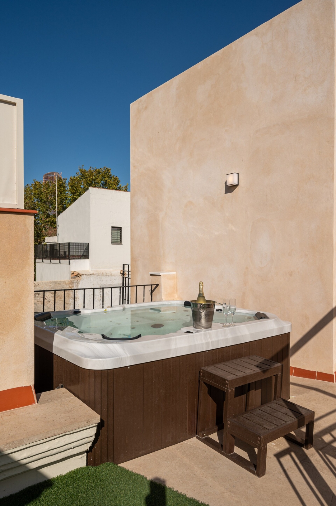 Luxurious 2 bedroom apartment in the center 7 Templa Stays
