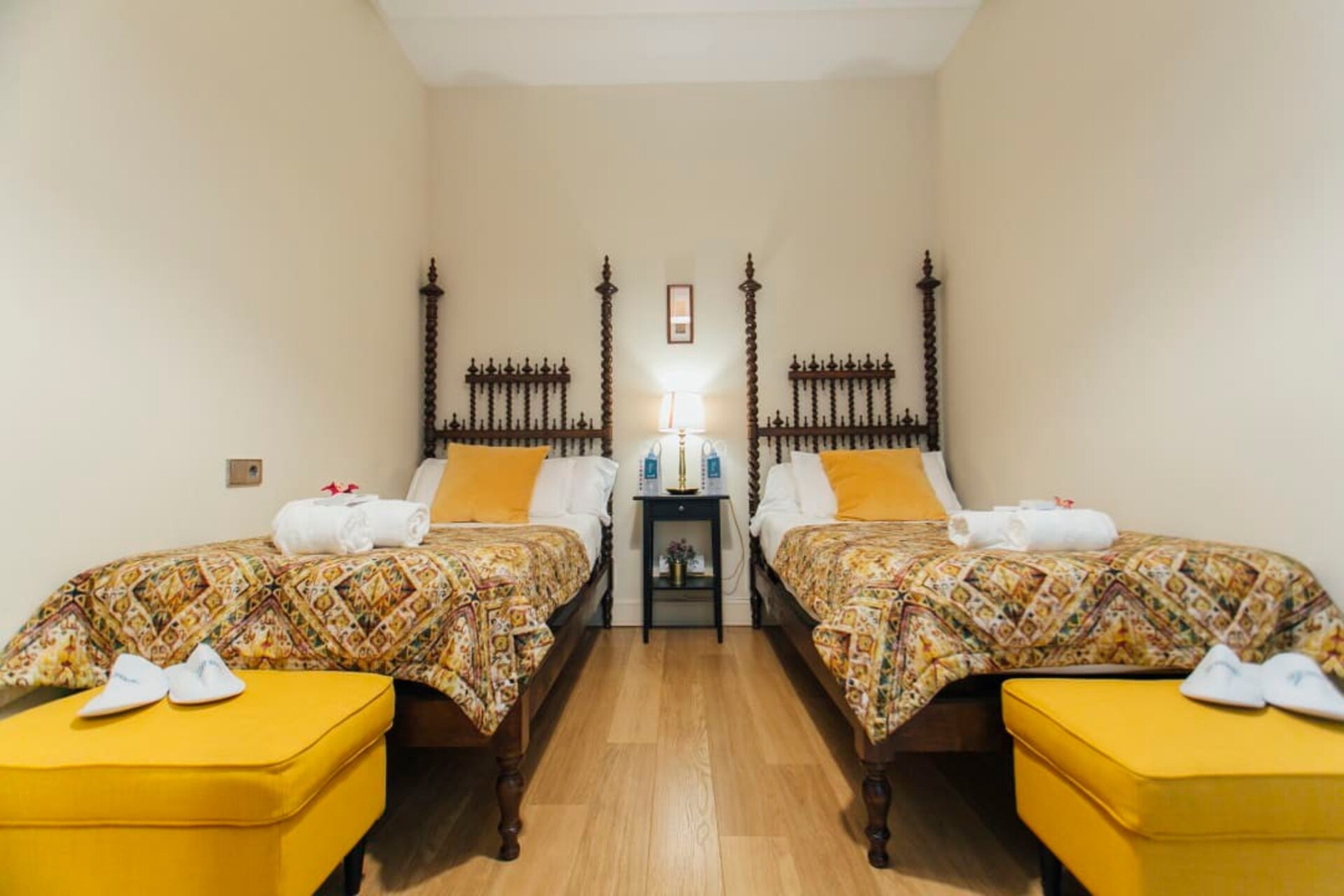 Impresionante y exclusivo patio interior 2BR. 24 Templa Stays