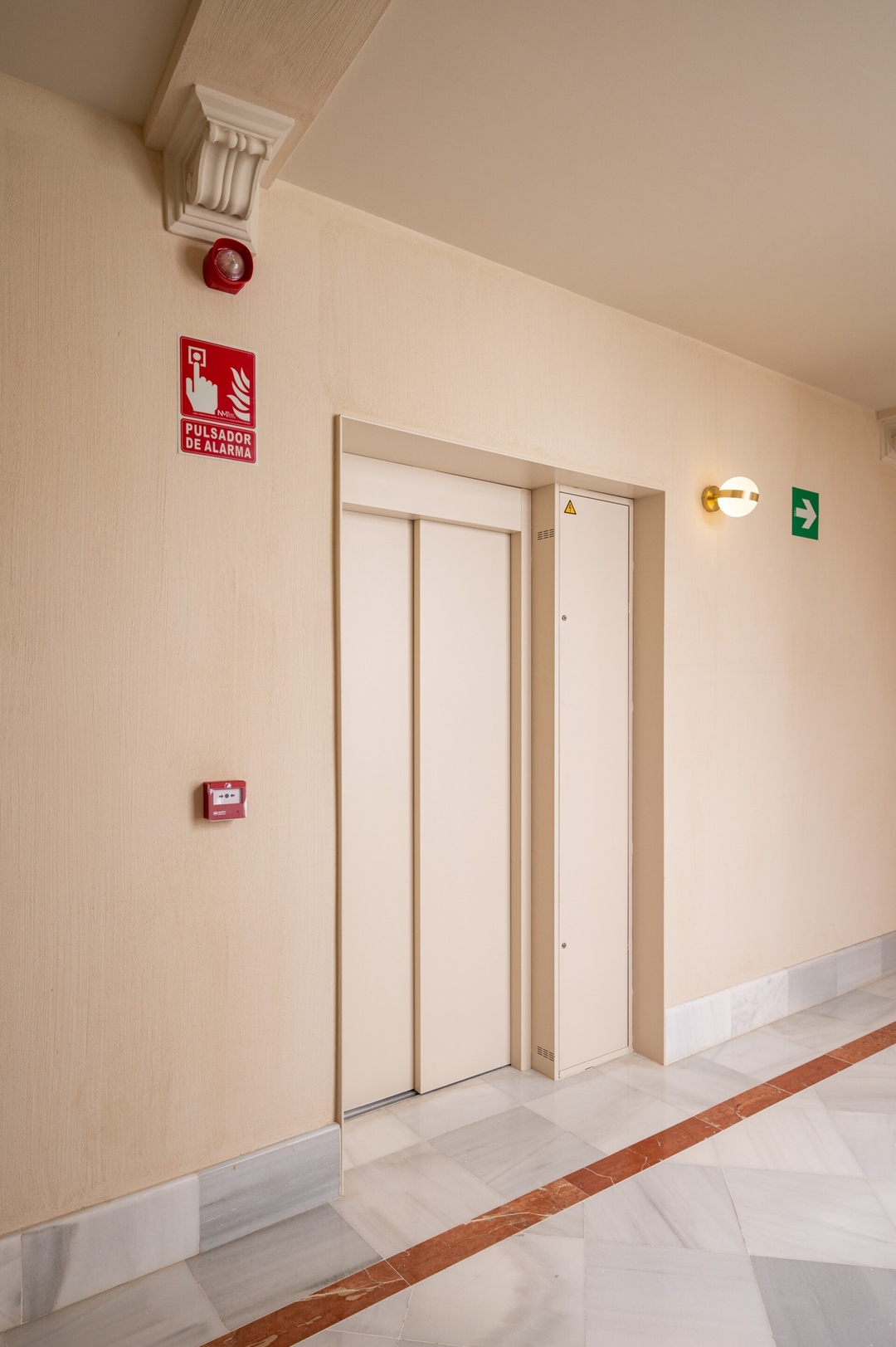 Luxurious 1 bedroom apartment in the center 54 Templa Stays